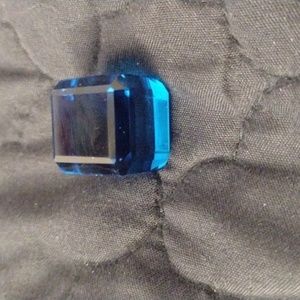 Extremely rare 54.85 Ct till blue cube cut Sapphire